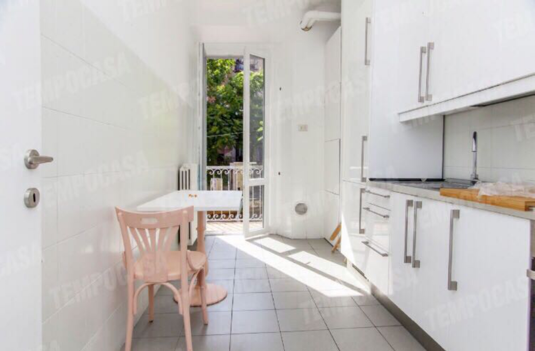 Via Farini 31, 68mq+balcone, arredo completo+condizionatore+finestra triplo vetro ,due stanze,cucina ,bagno 1200€+100€ spese condominiali (1)_page-0005